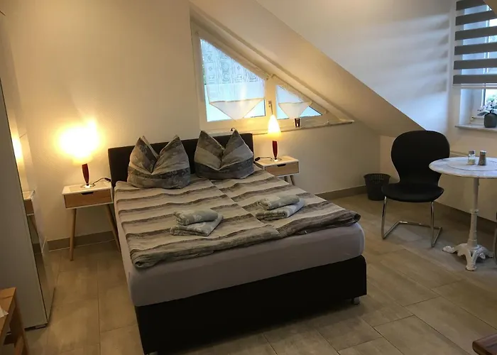 H&e בית אירוח *